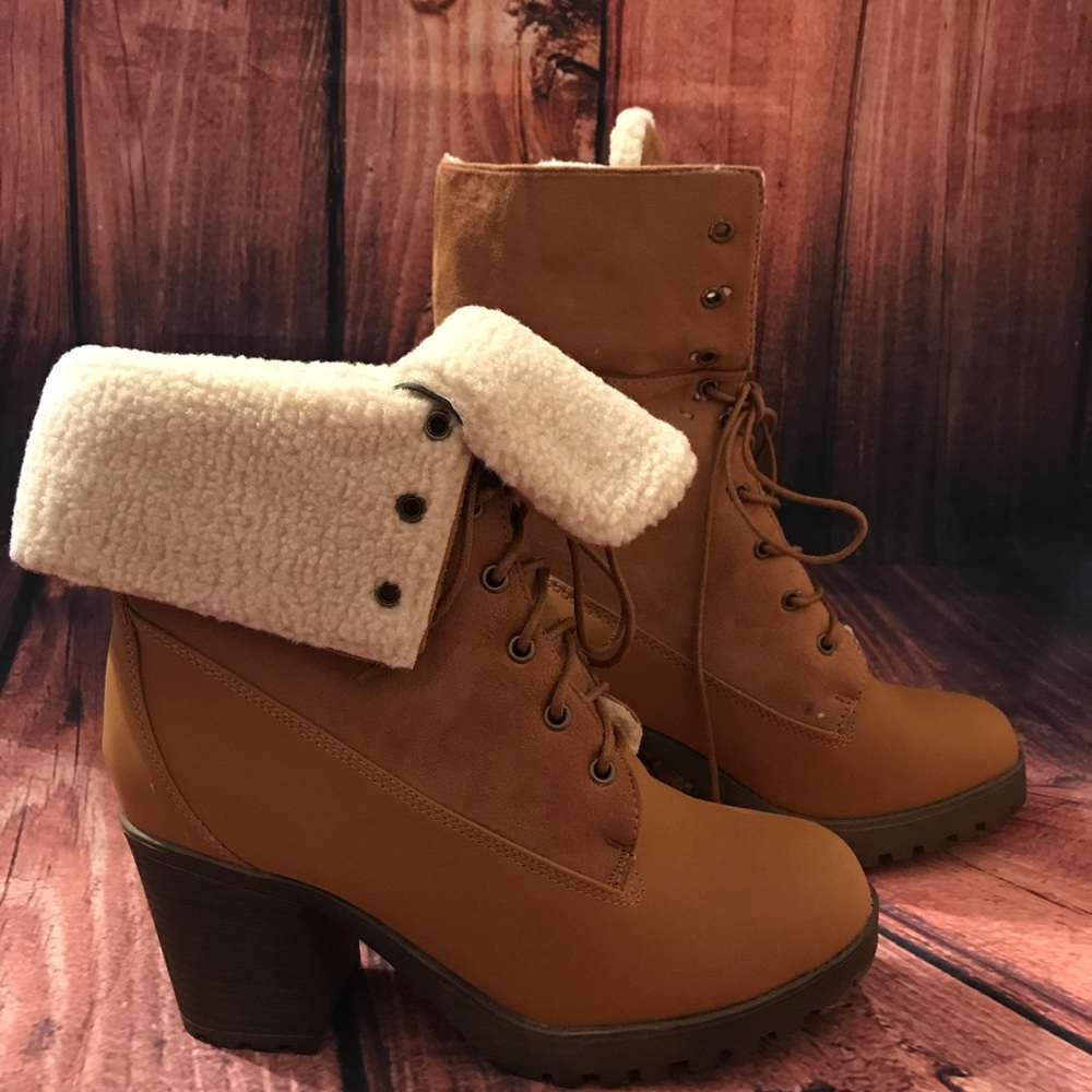 New to the shop,  super warm comfy booties.